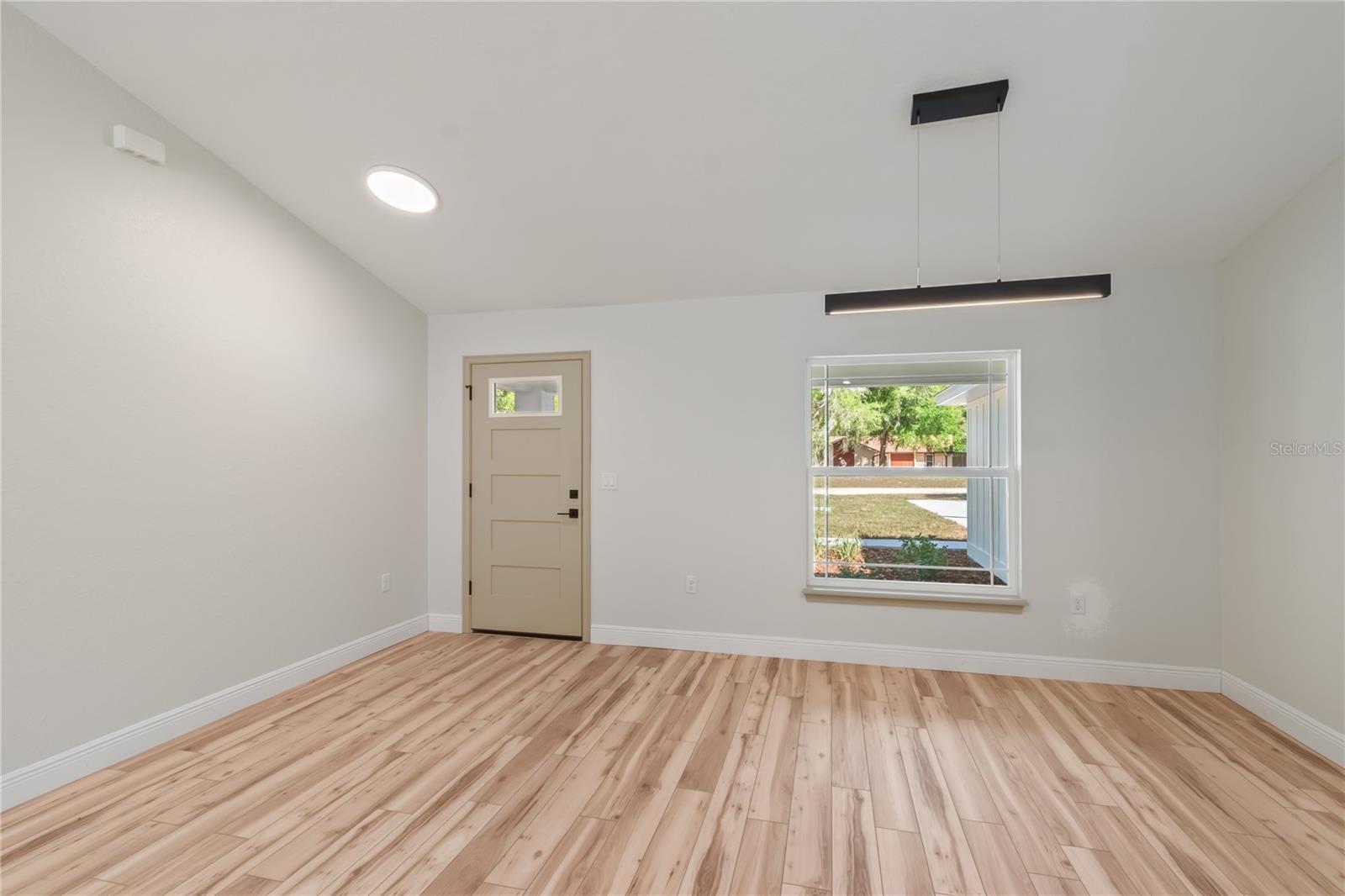 Image 10 of 50 For 12440 52nd Lane Road