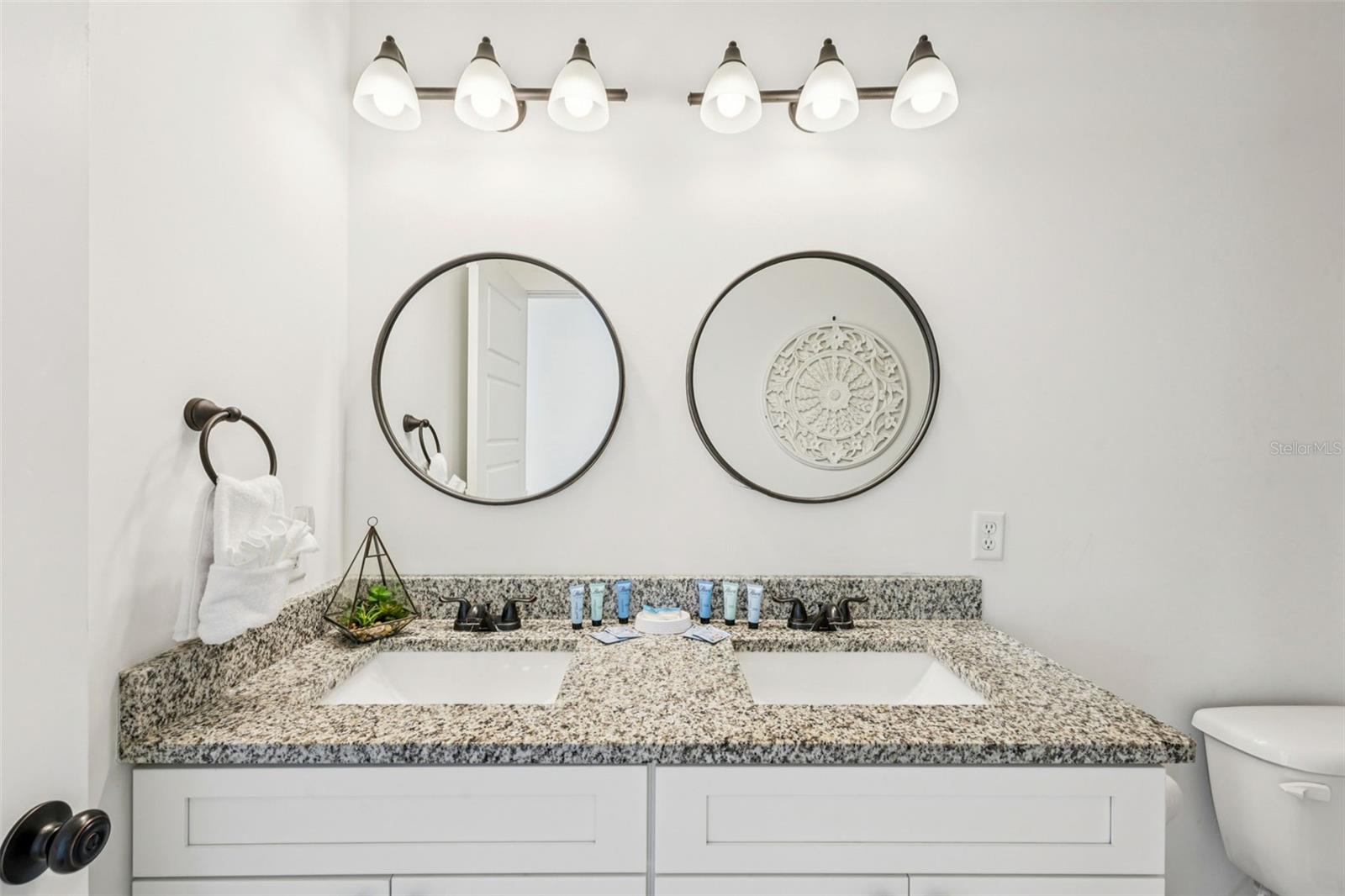 Image 20 of 27 For 302 12th Street