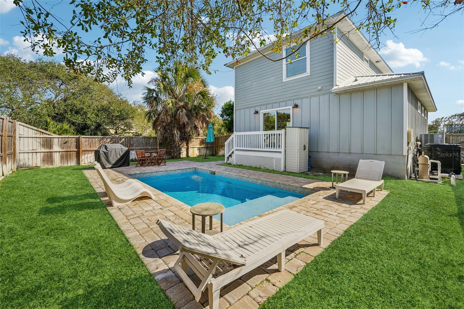 Image 23 of 27 For 302 12th Street