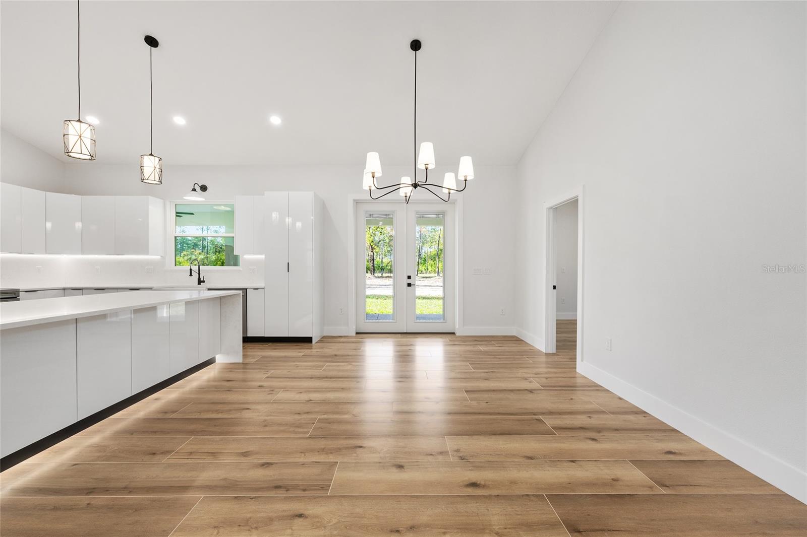 Image 19 of 52 For 4438 179th Place