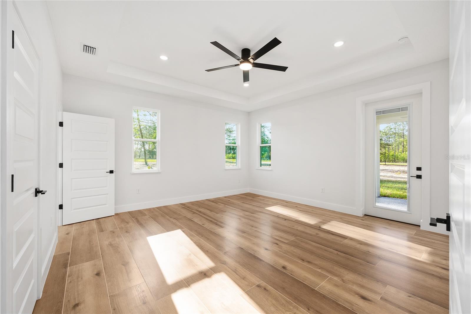 Image 28 of 52 For 4438 179th Place