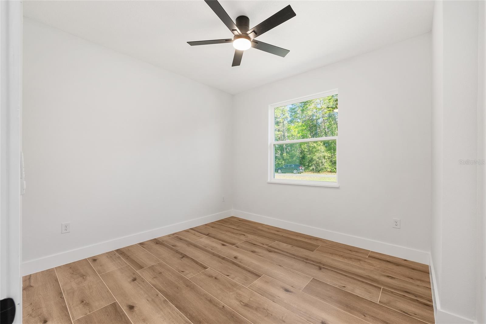 Image 39 of 52 For 4438 179th Place