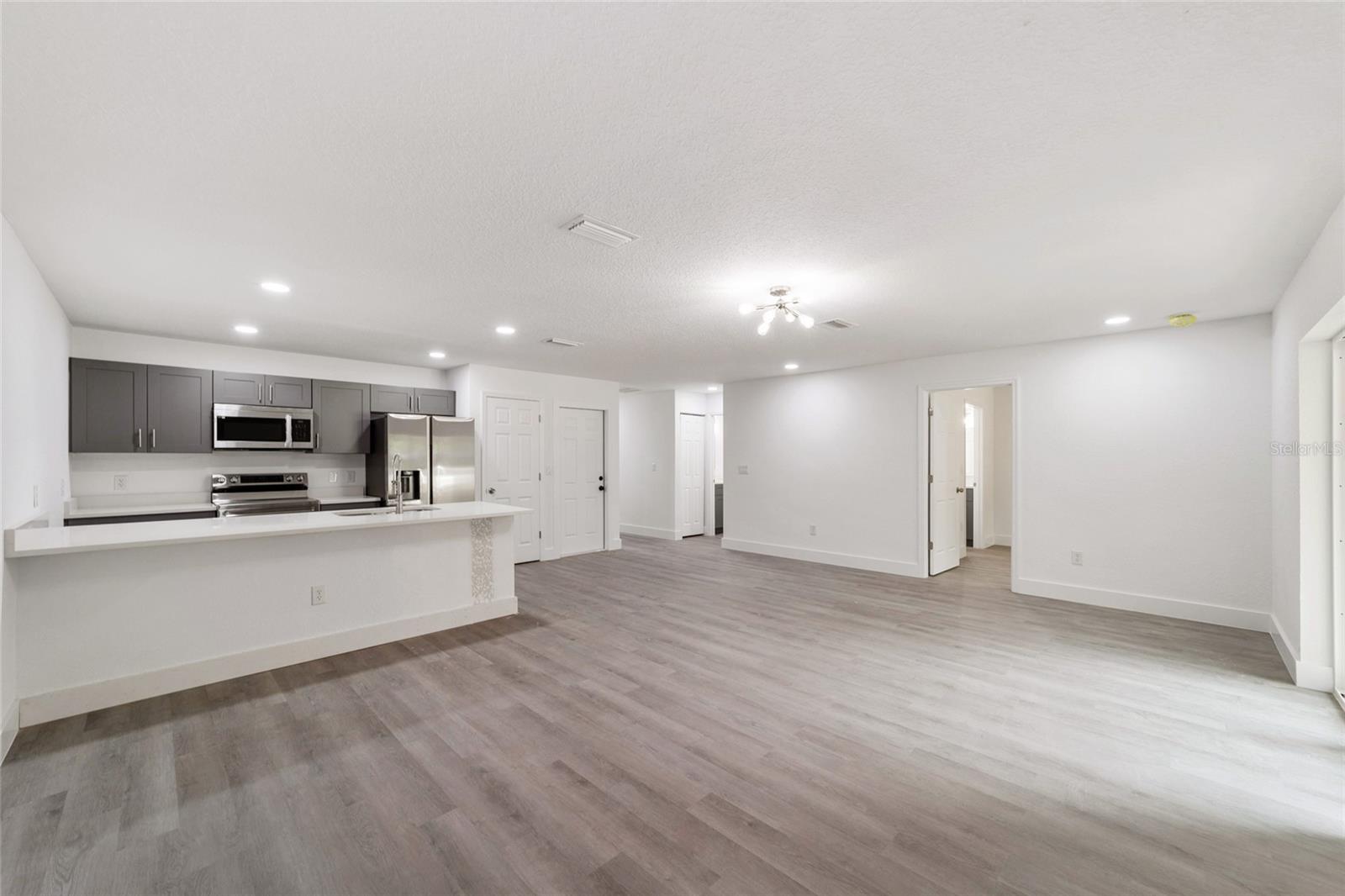 Image 3 of 16 For 7023 23rd Avenue