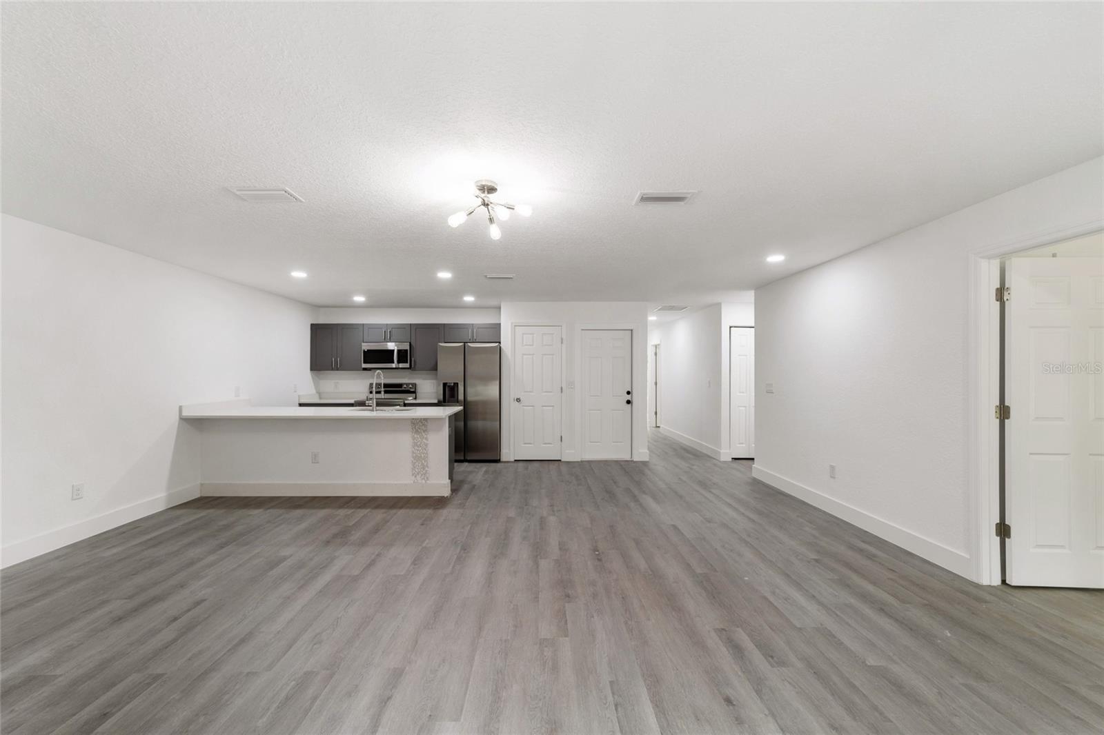 Image 5 of 16 For 7023 23rd Avenue