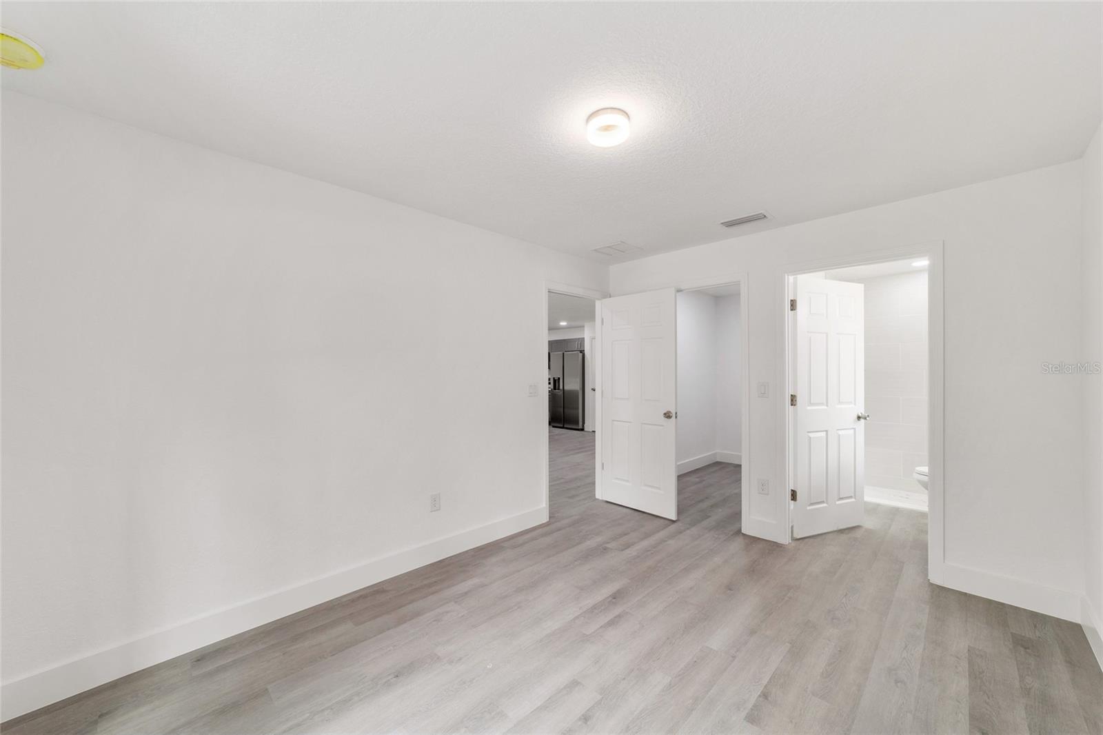 Image 8 of 16 For 7023 23rd Avenue