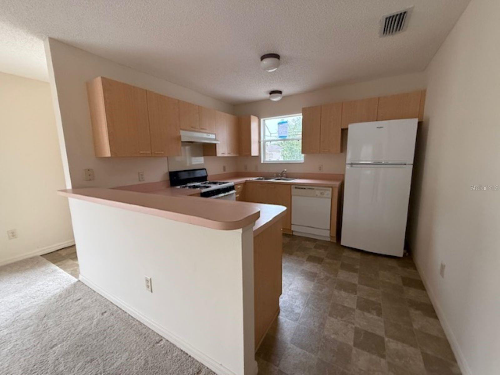 Image 4 of 11 For 17412 81st Newberry Court