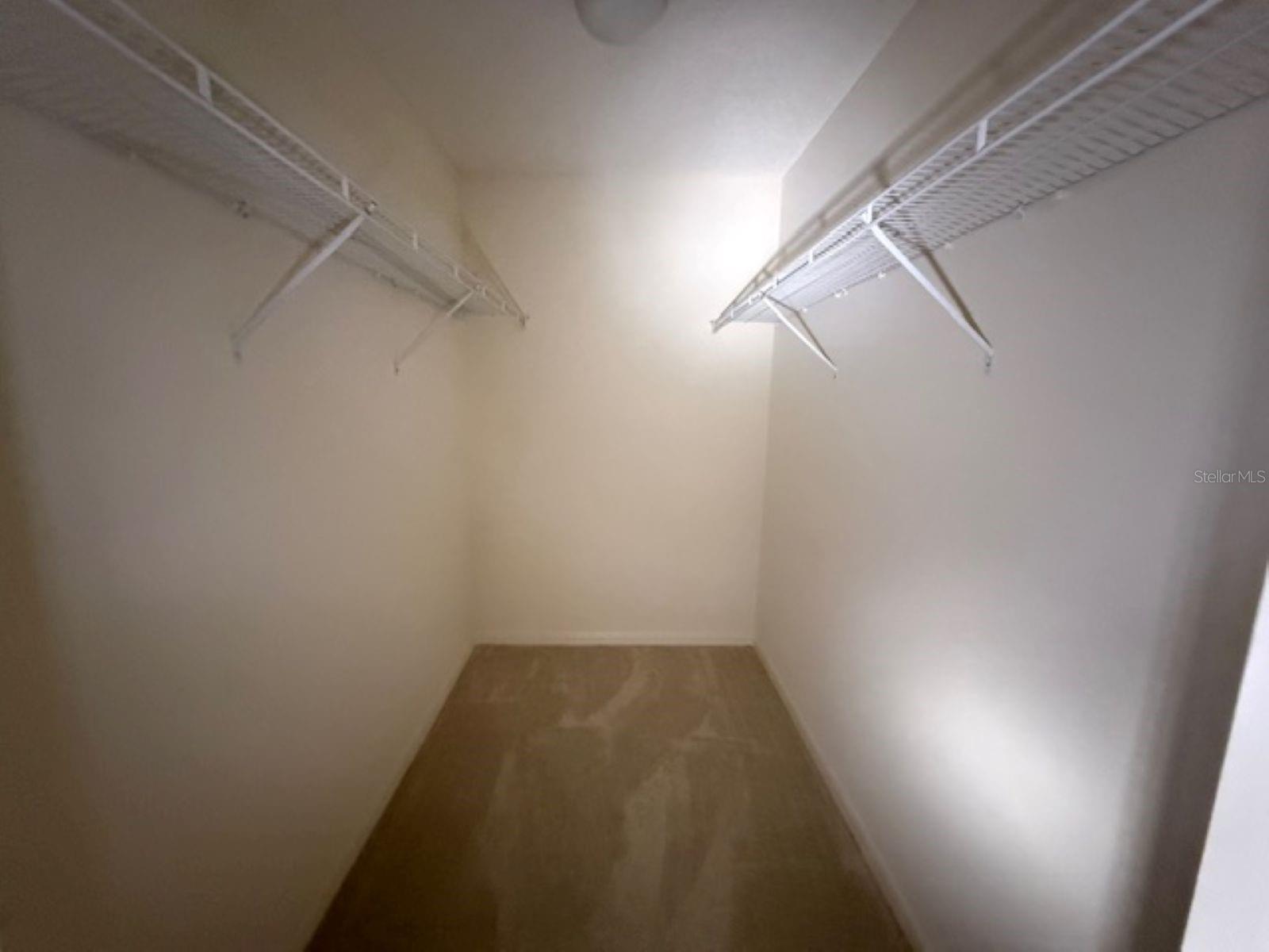 Image 8 of 11 For 17412 81st Newberry Court