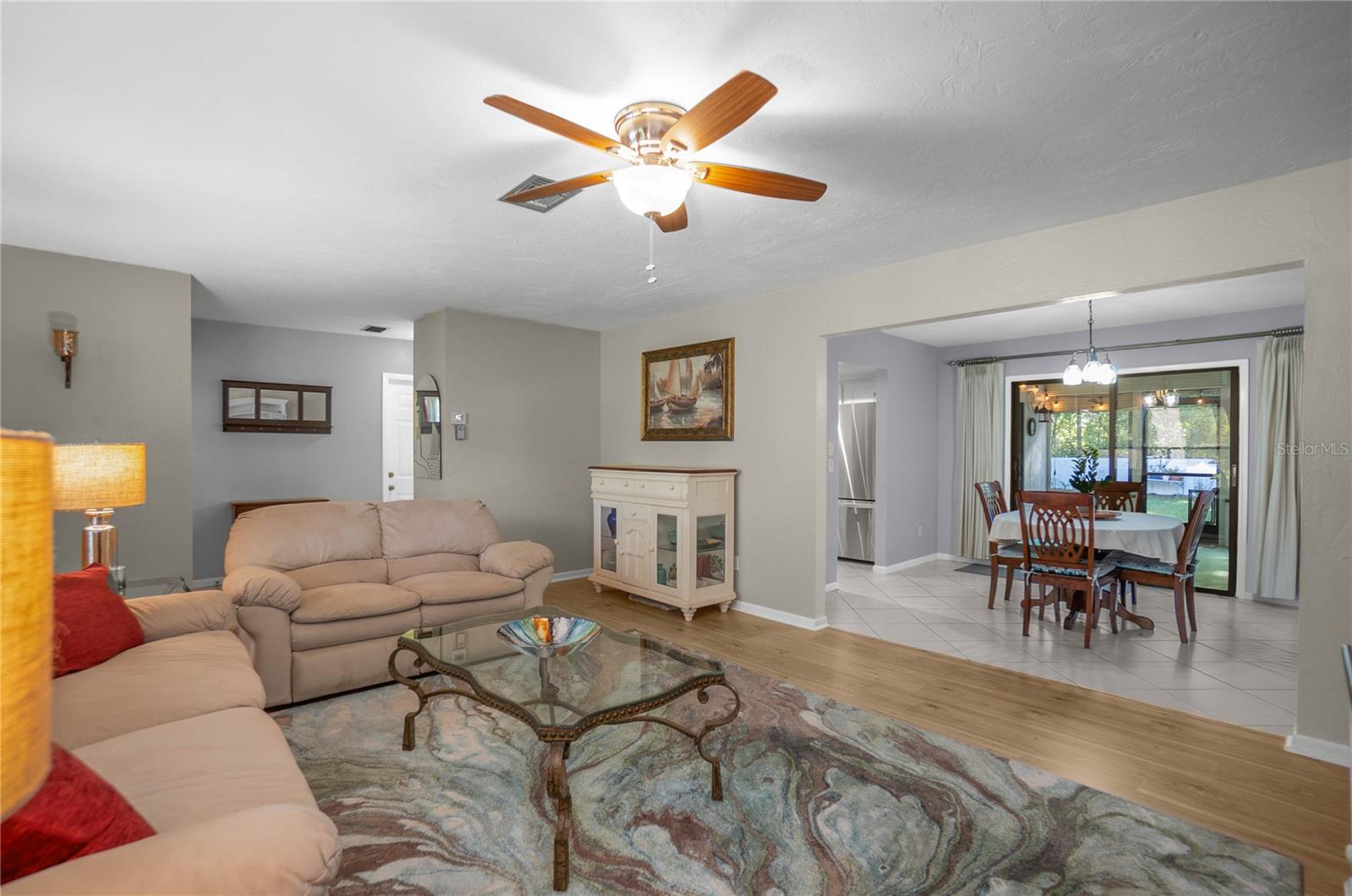 Image 10 of 39 For 20 Sycamore Court E