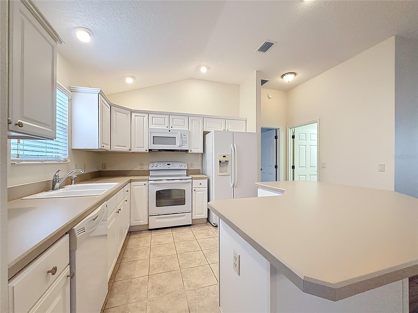 Image 13 of 53 For 2530 Foxbridge Terrace