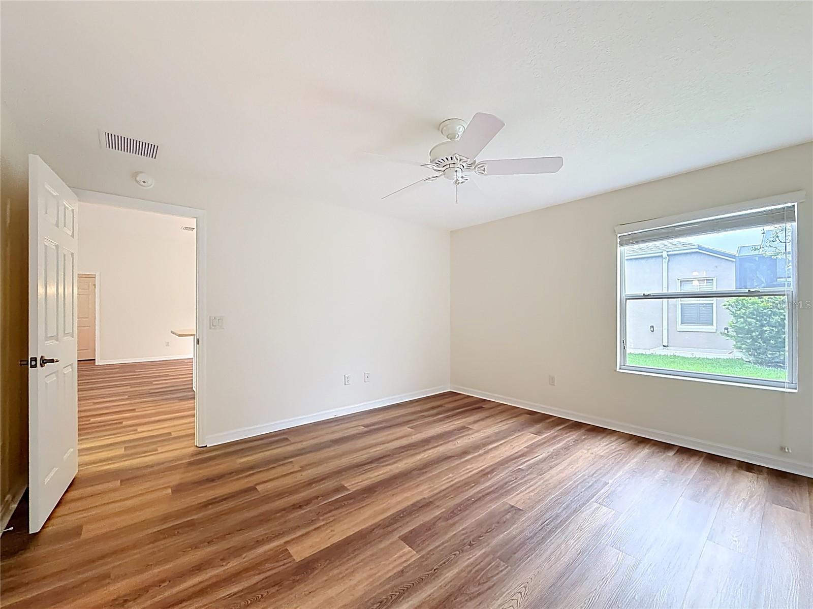 Image 22 of 53 For 2530 Foxbridge Terrace