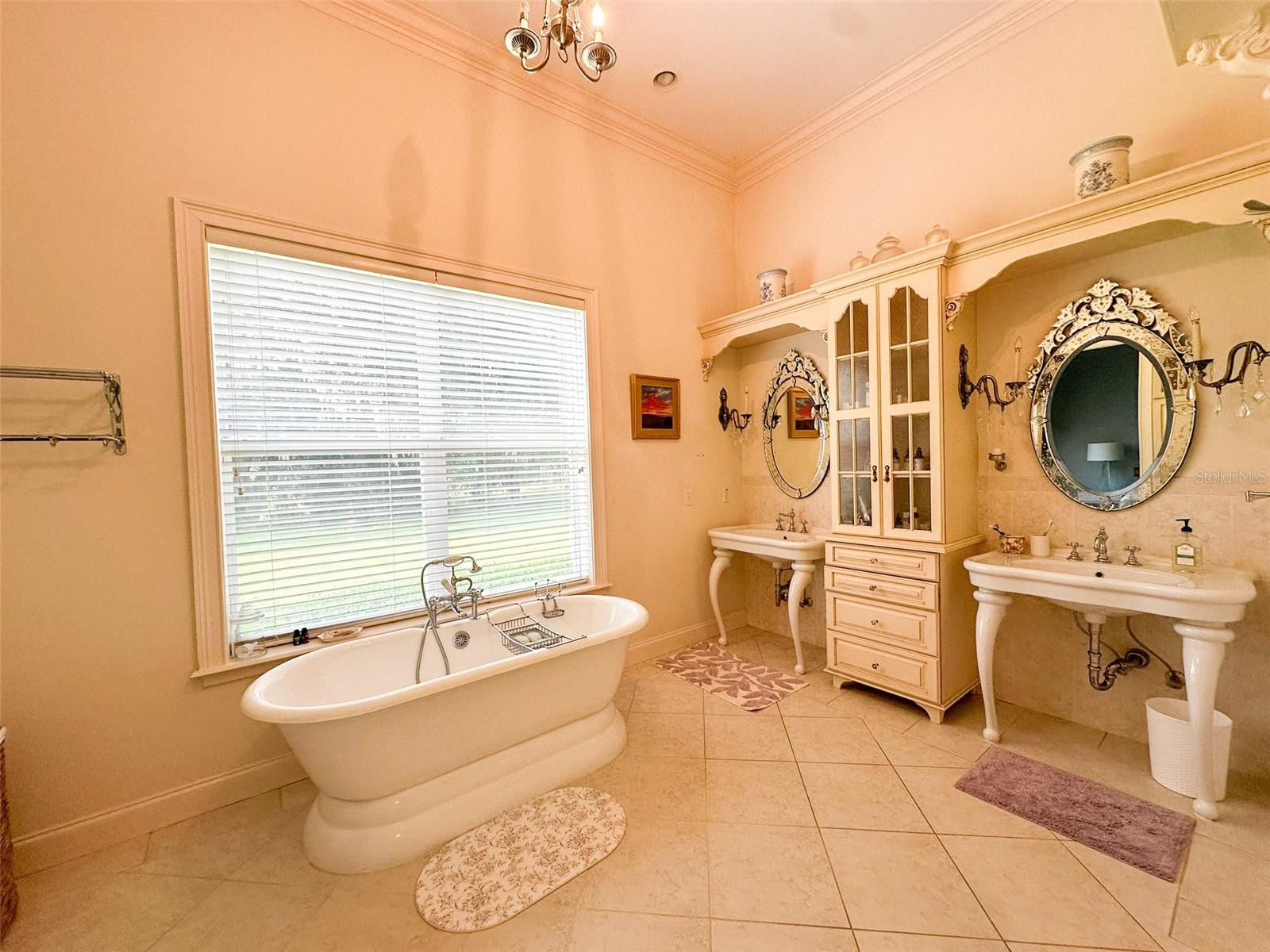 Image 16 of 75 For 6425 202nd Place