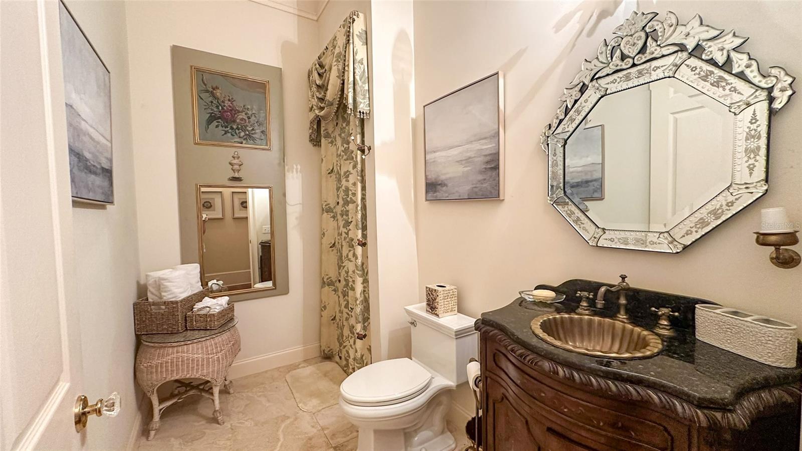 Image 24 of 75 For 6425 202nd Place