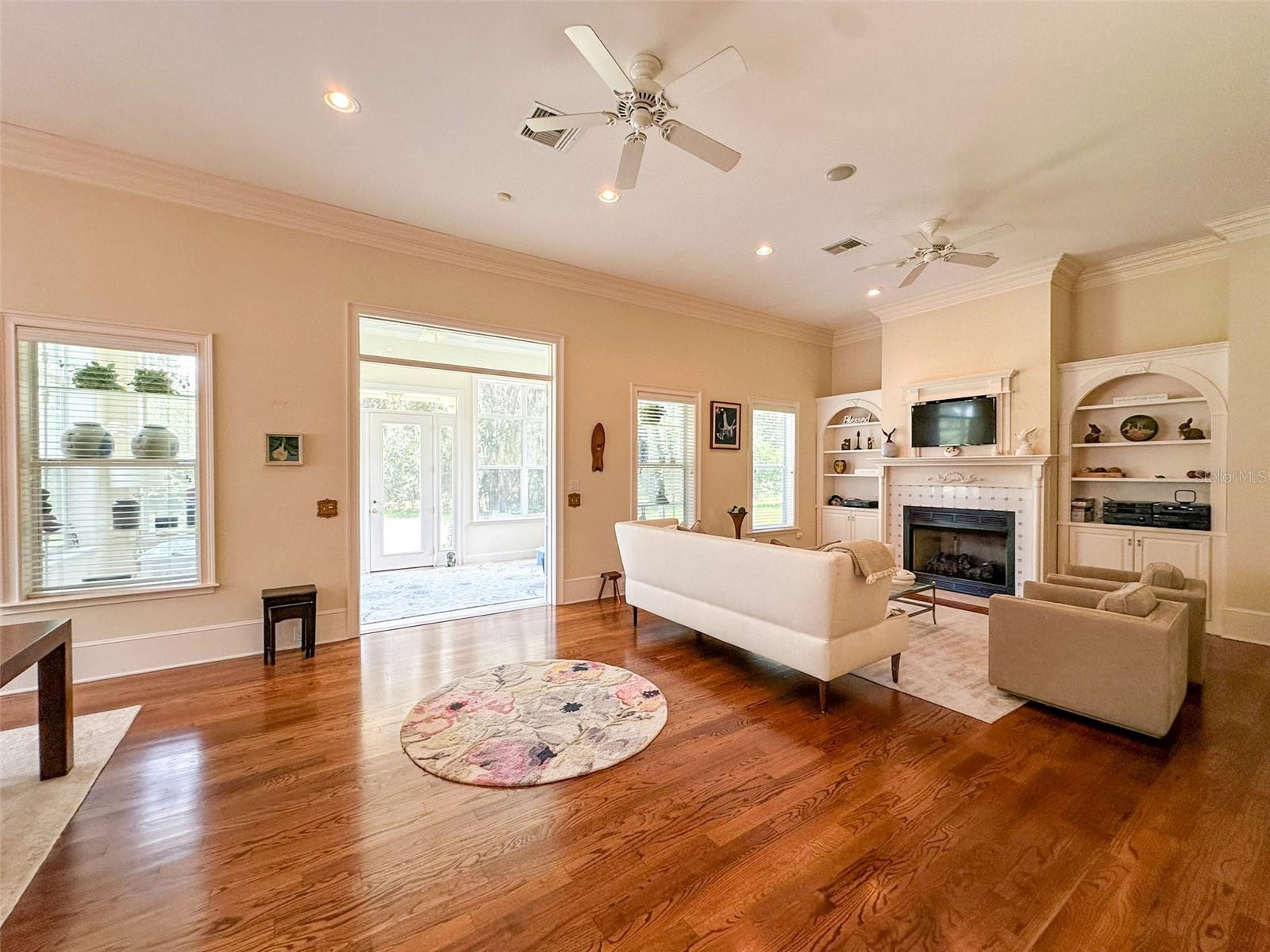 Image 55 of 75 For 6425 202nd Place