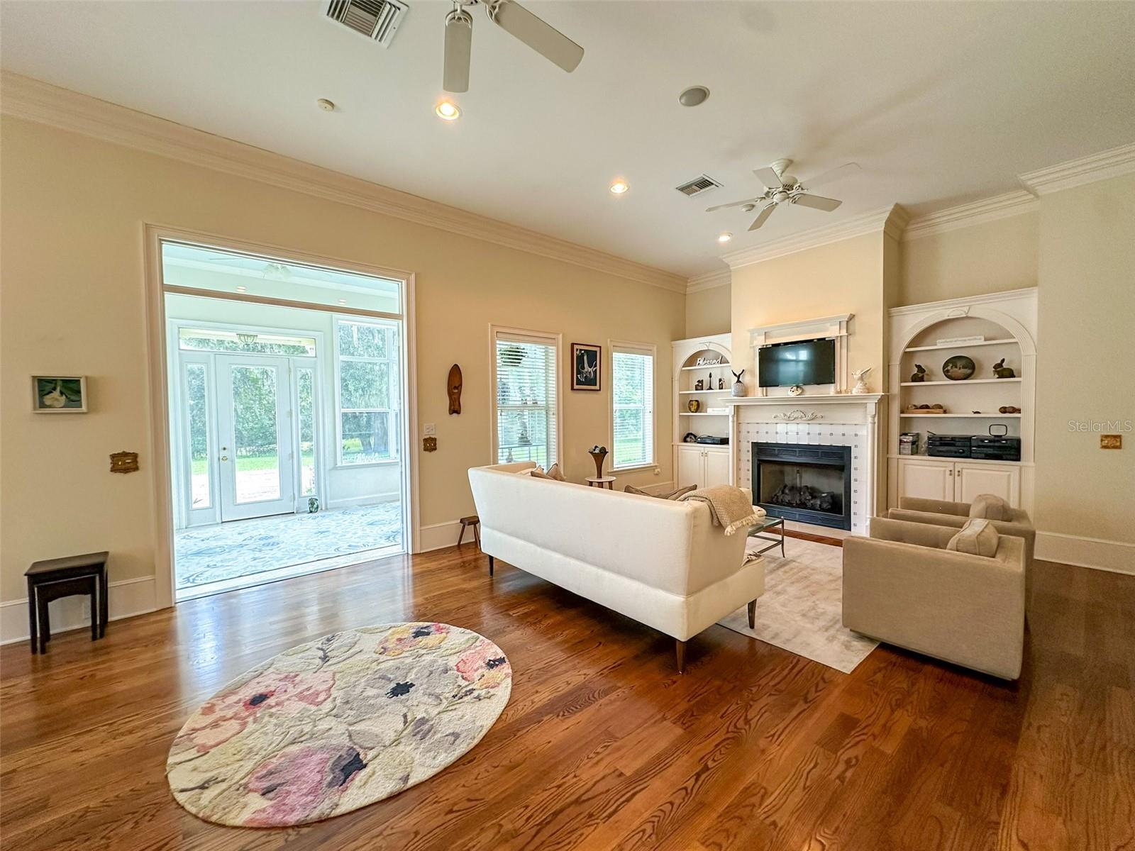 Image 58 of 75 For 6425 202nd Place