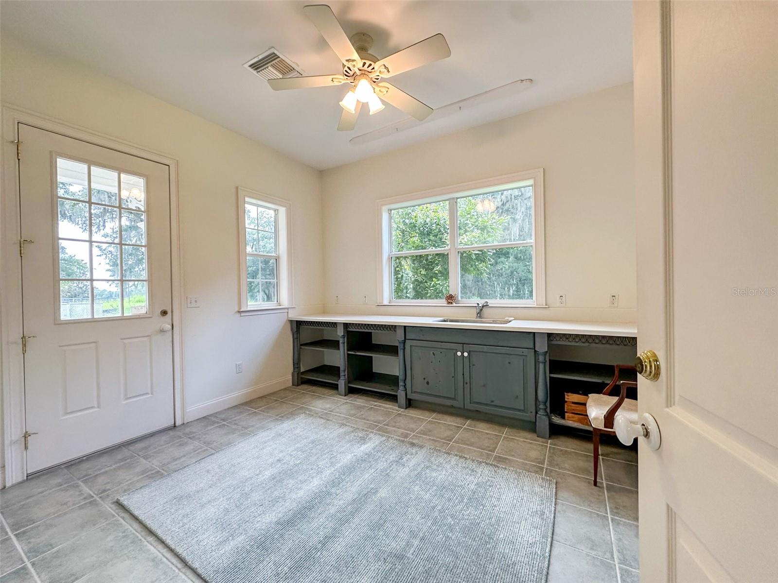 Image 62 of 75 For 6425 202nd Place