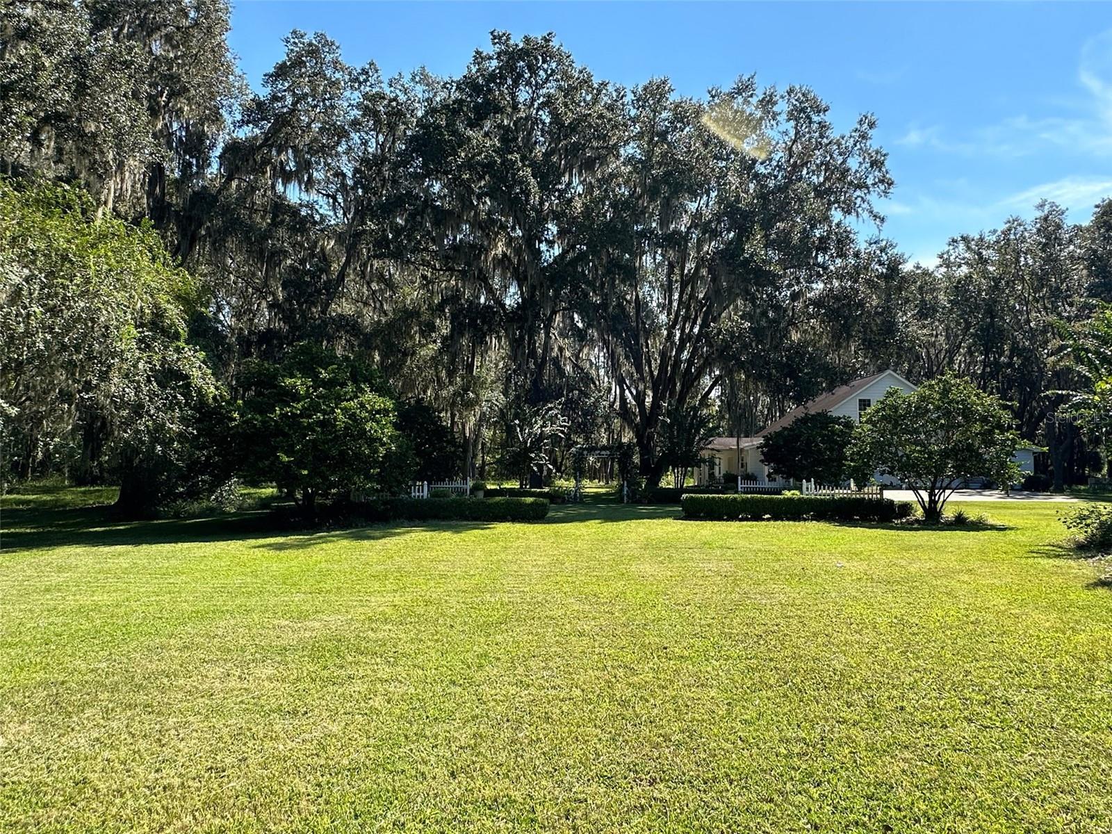 Image 7 of 75 For 6425 202nd Place