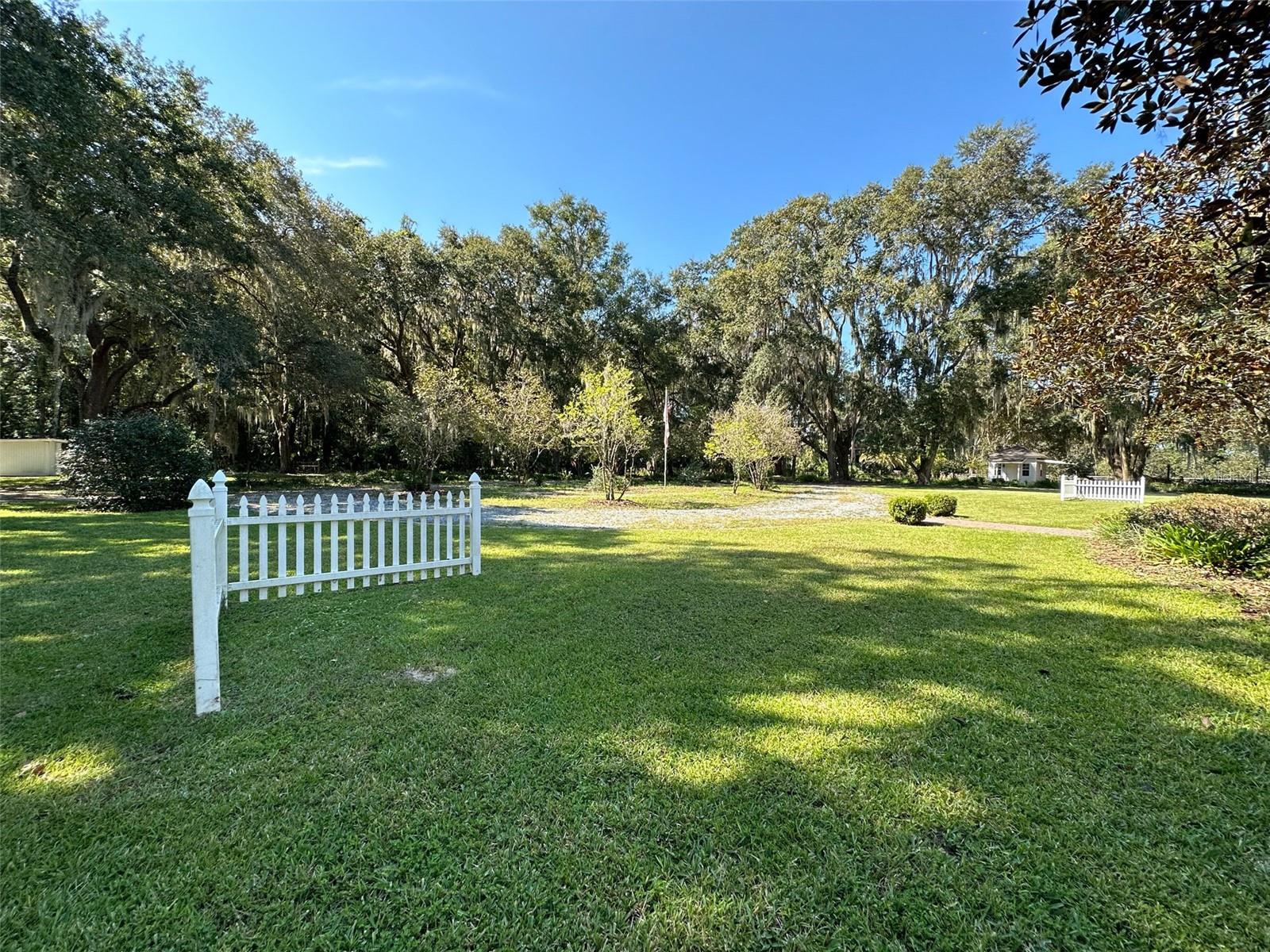 Image 8 of 75 For 6425 202nd Place