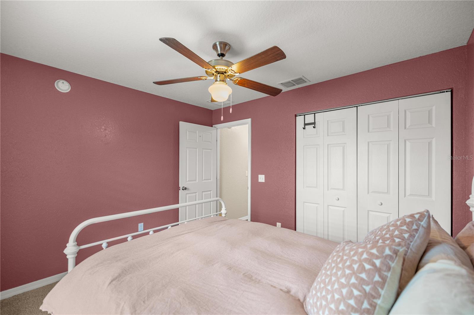 Image 15 of 31 For 6 Laurel Pass Court