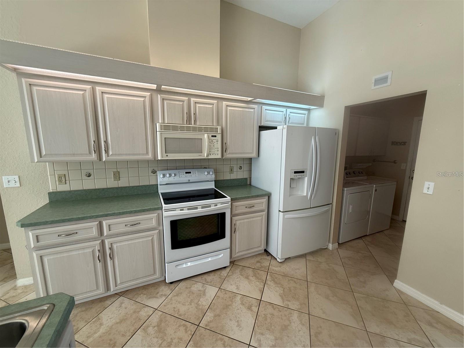 Image 21 of 67 For 6541 111th Loop