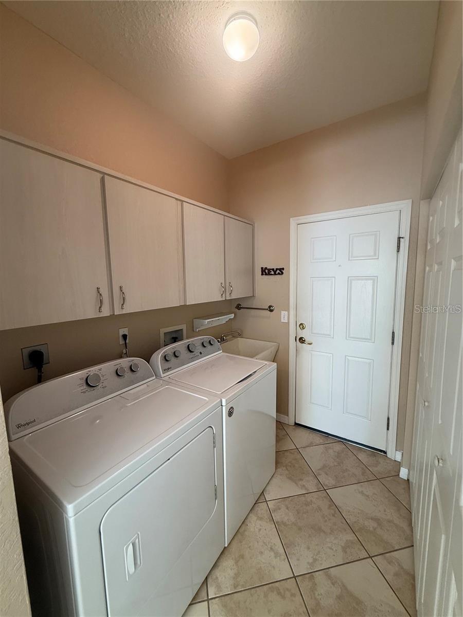 Image 42 of 67 For 6541 111th Loop