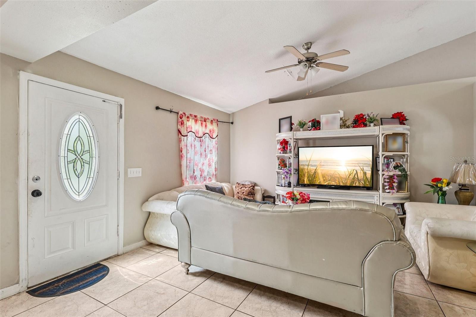 Image 10 of 29 For 42 Inconnu Dr