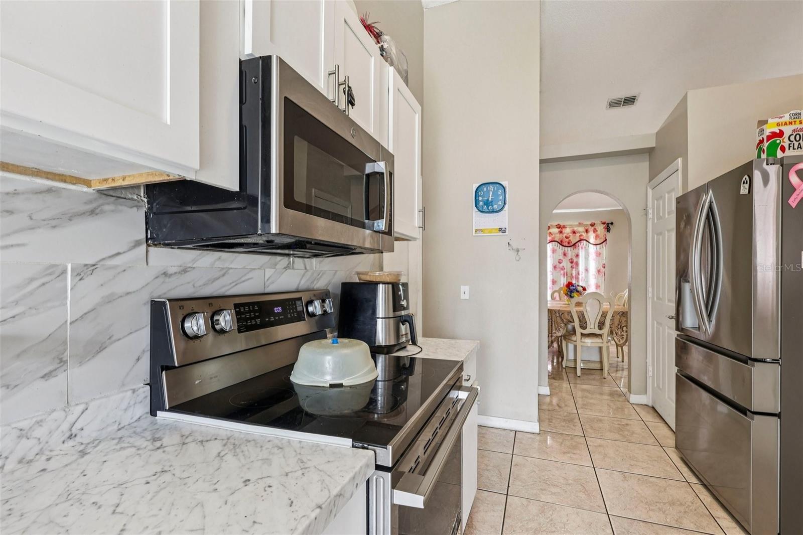 Image 17 of 29 For 42 Inconnu Dr