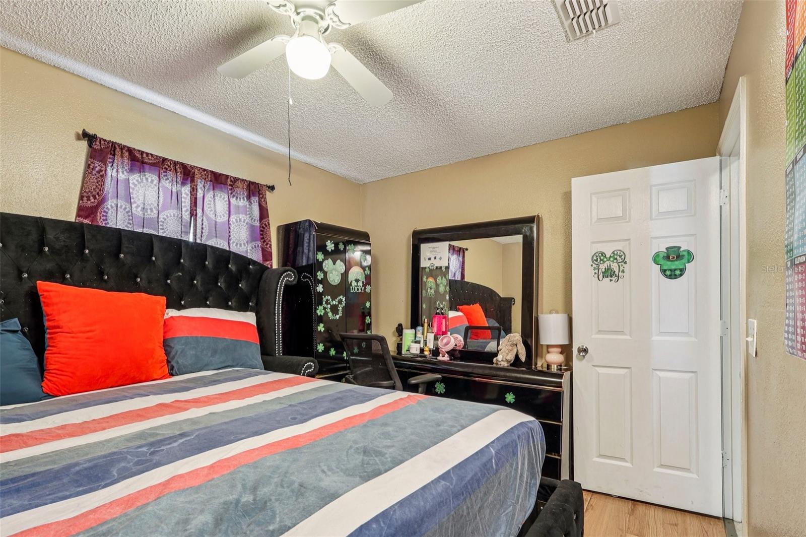 Image 24 of 29 For 42 Inconnu Dr