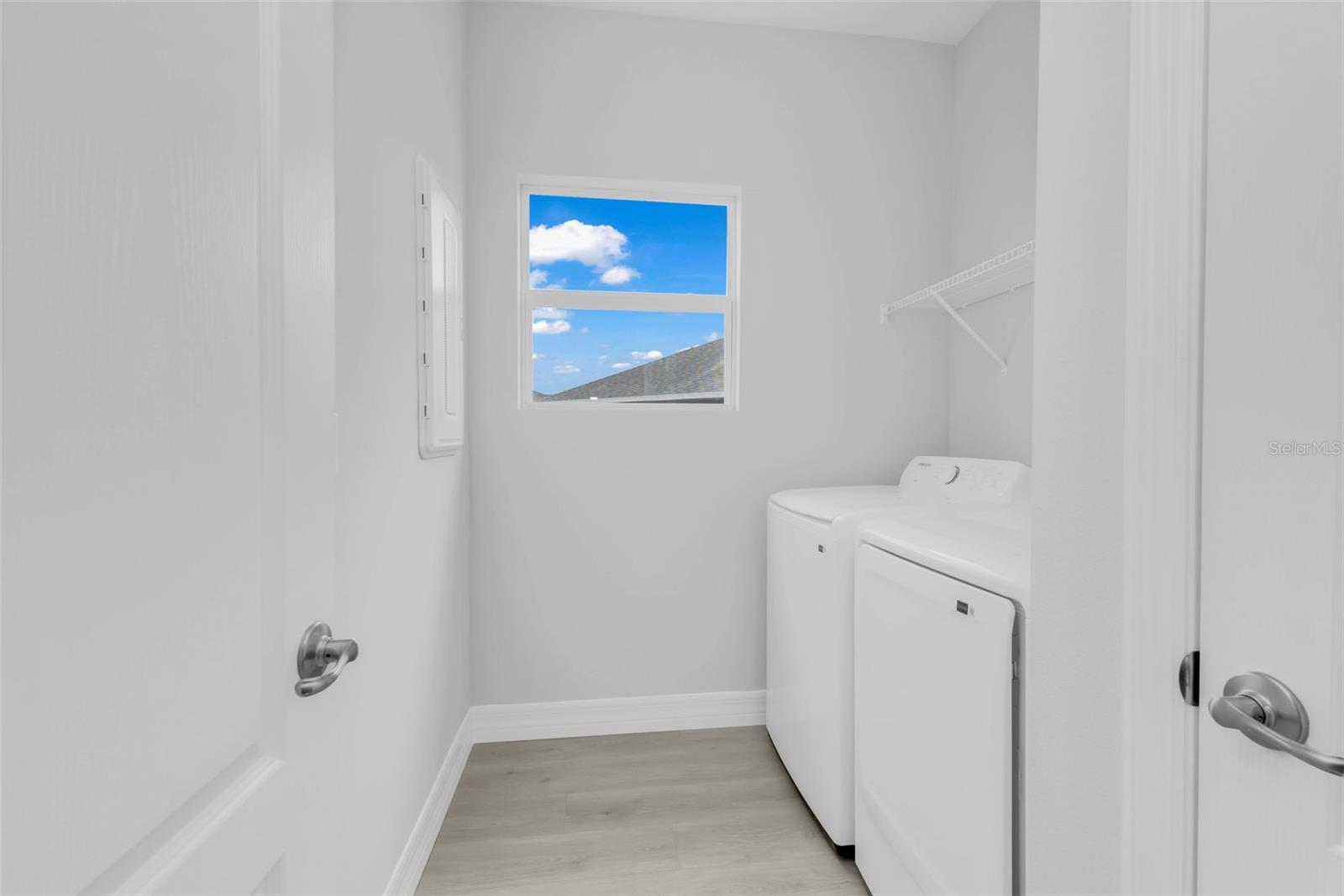 Image 16 of 18 For 441 Xingu Court