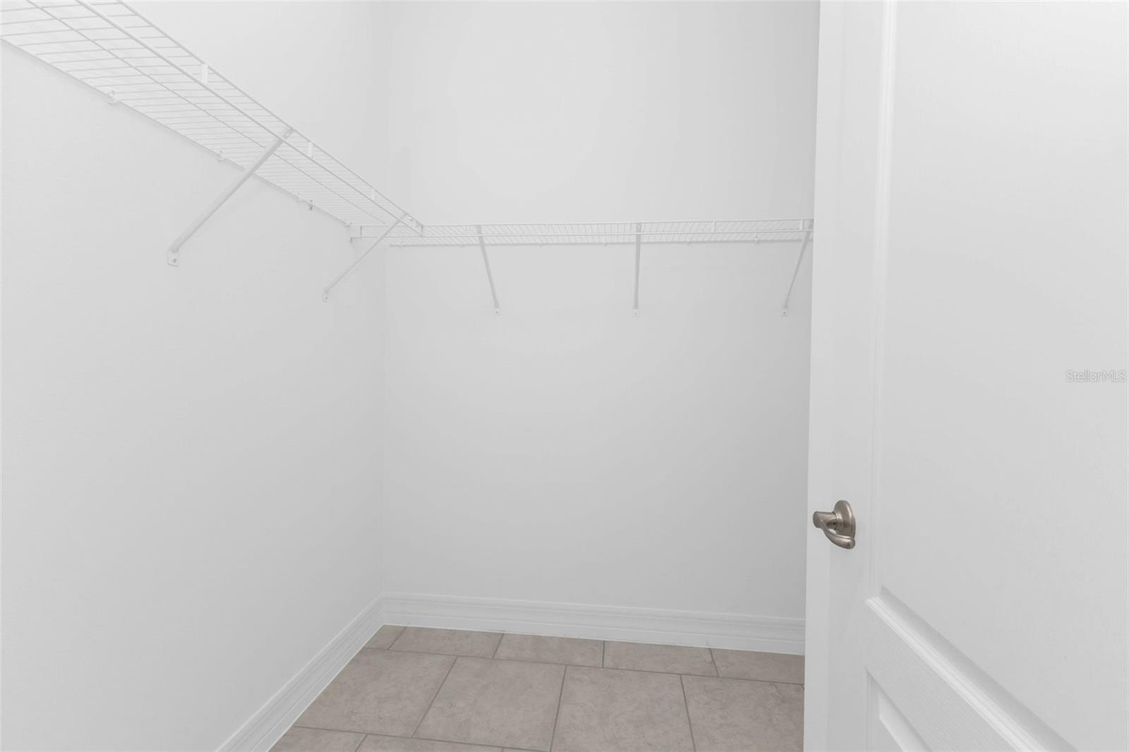 Image 17 of 18 For 441 Xingu Court