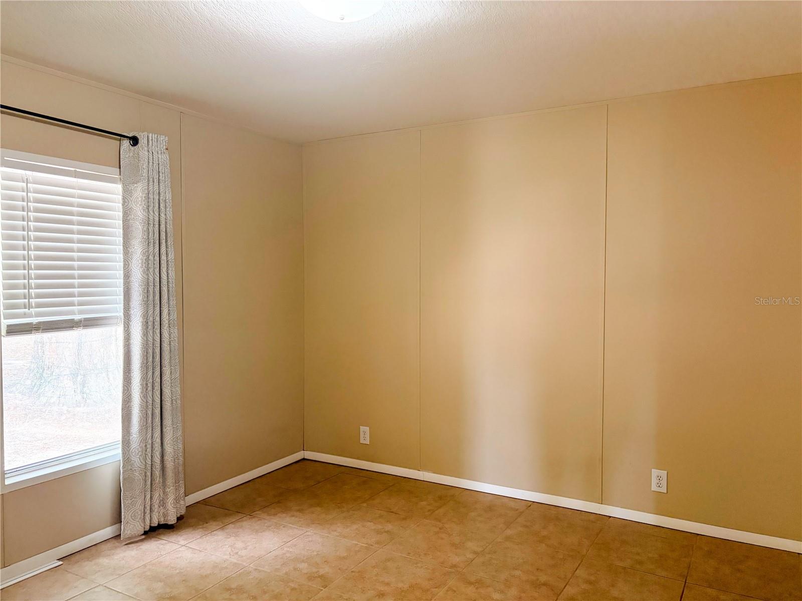 Image 6 of 8 For 9620 24th Avenue