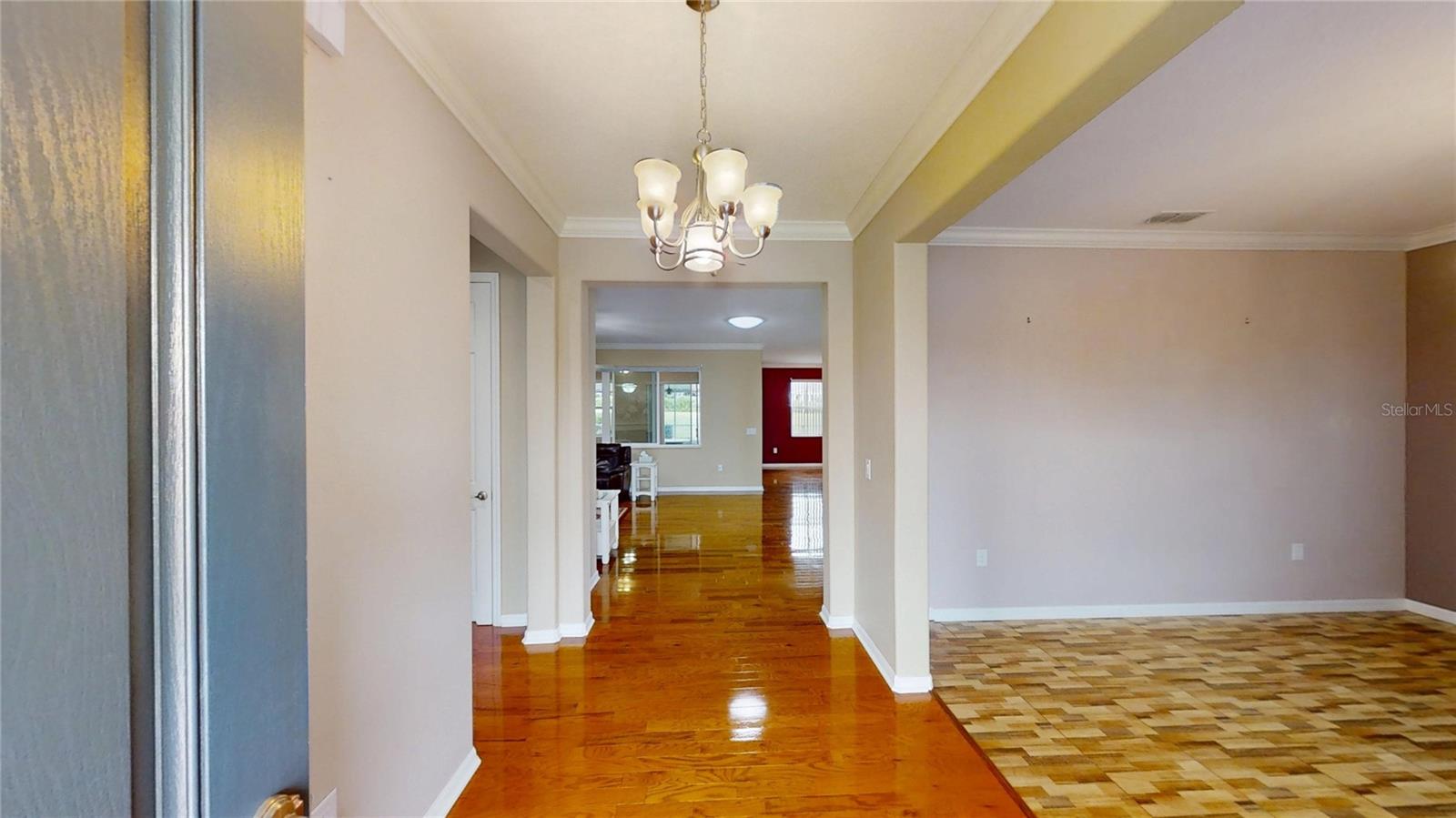 Image 3 of 38 For 9273 91st Court Road