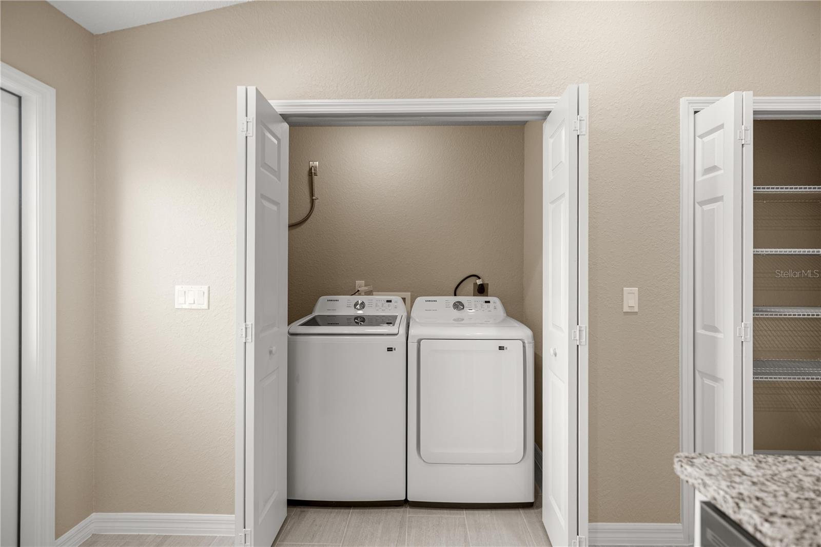 Image 13 of 36 For 5393 Nw 7th Place