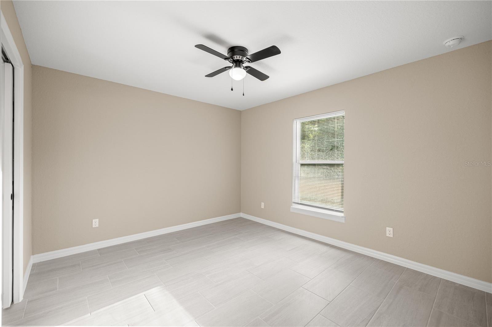 Image 16 of 36 For 5393 Nw 7th Place