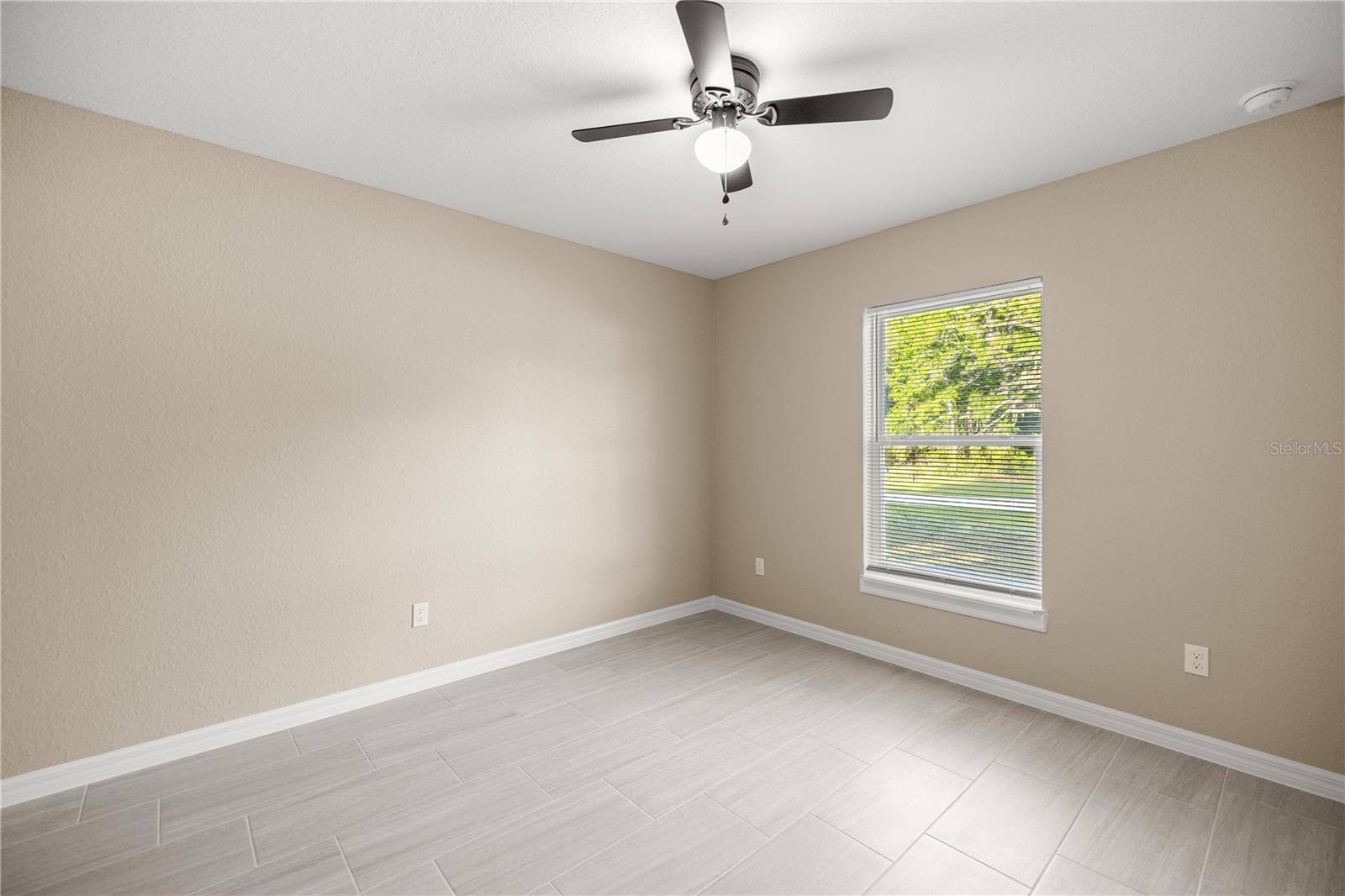 Image 24 of 36 For 5393 Nw 7th Place