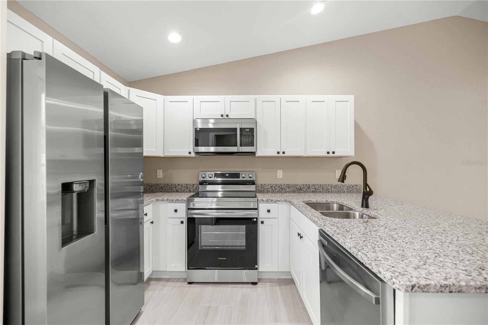 Image 31 of 36 For 5393 Nw 7th Place