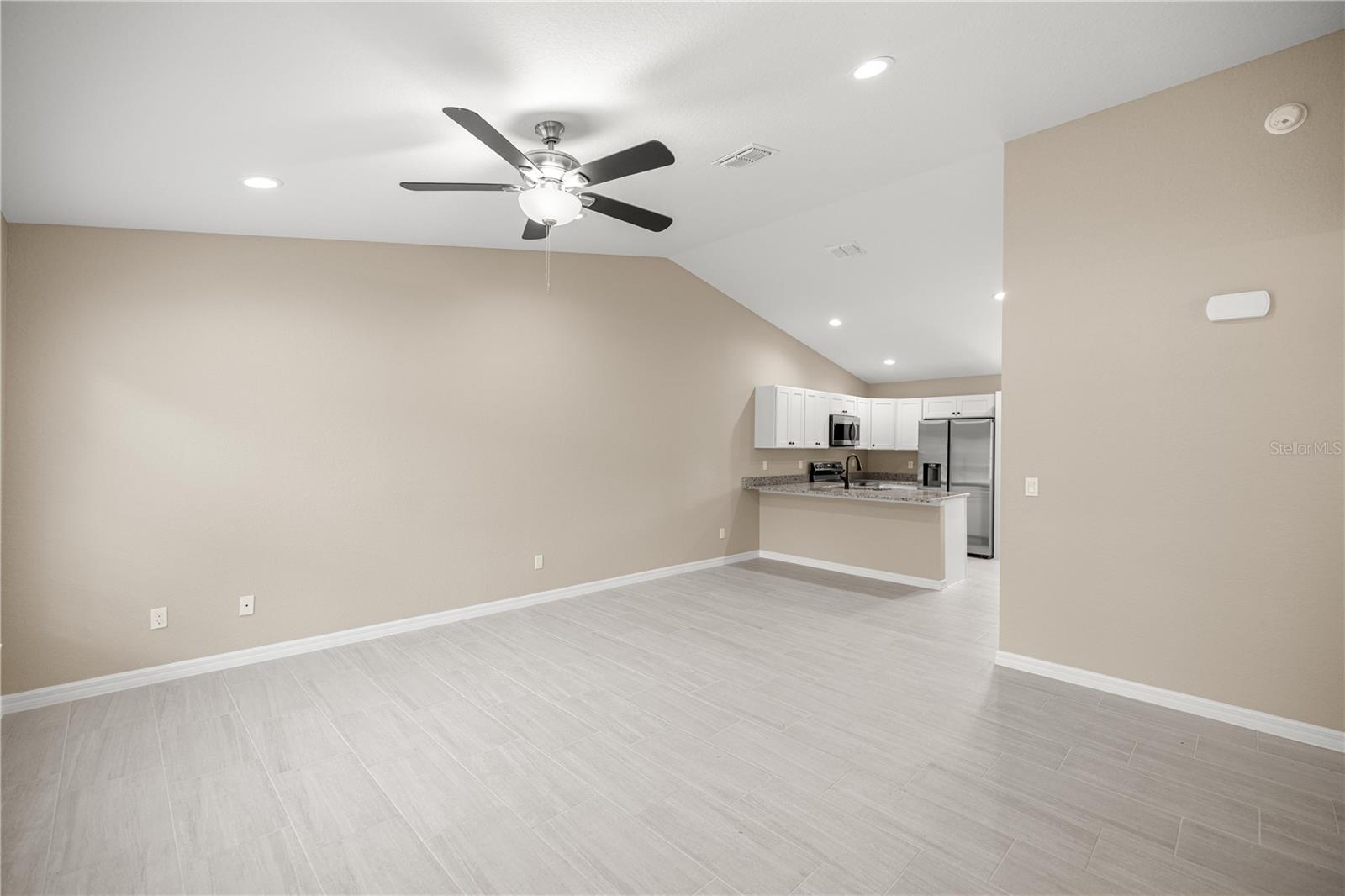 Image 9 of 36 For 5393 Nw 7th Place