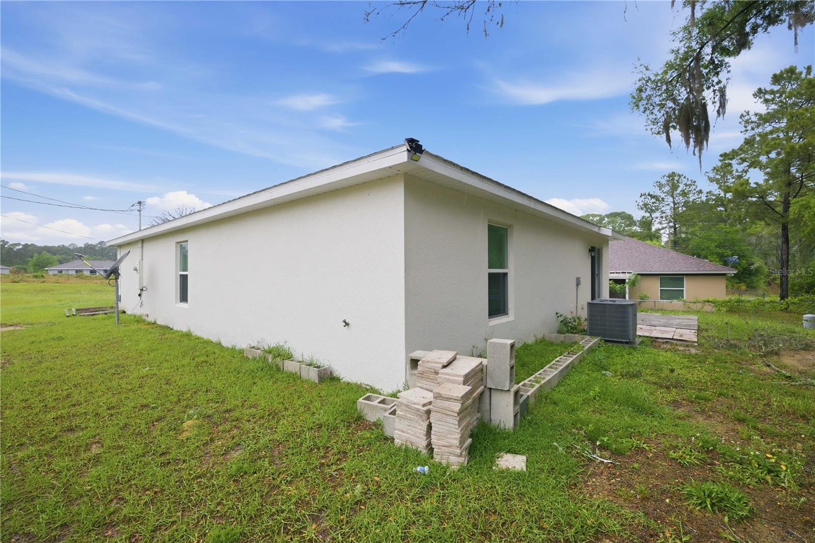 Image 28 of 29 For 260 Emerald Road