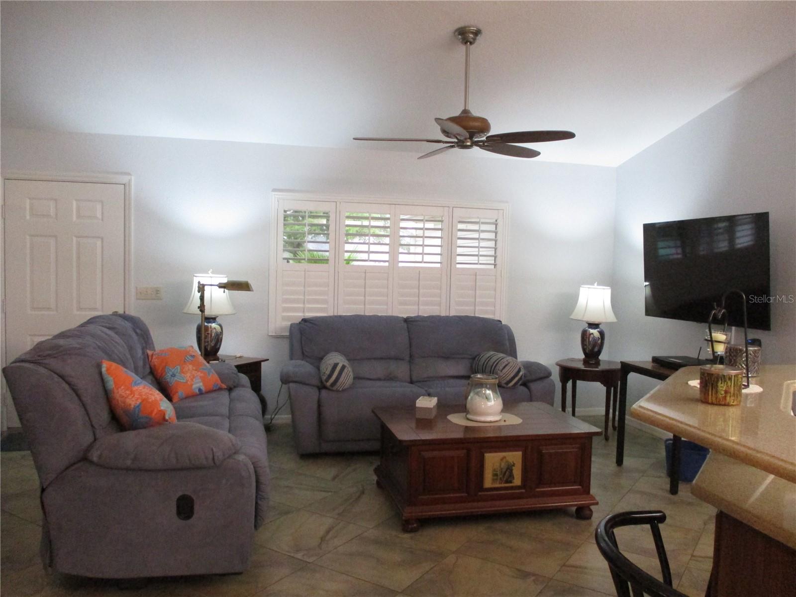 Image 14 of 78 For 11273 136th Place