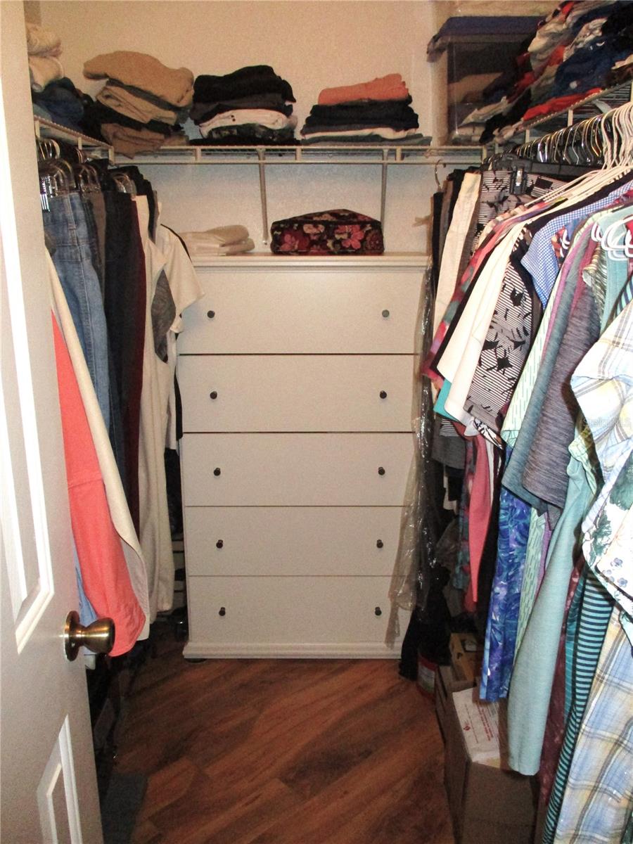 Image 27 of 78 For 11273 136th Place