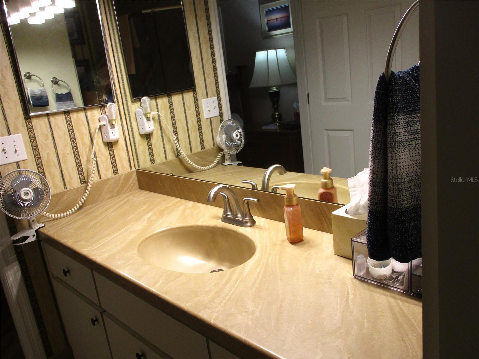 Image 28 of 78 For 11273 136th Place