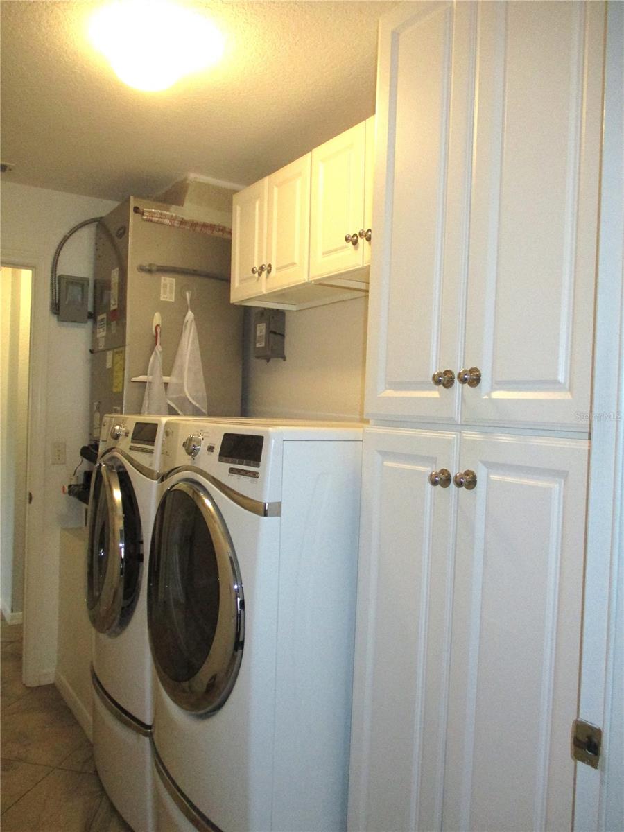 Image 39 of 78 For 11273 136th Place