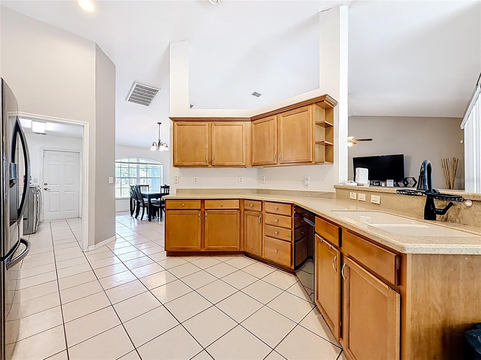 Image 24 of 52 For 4319 4th Circle