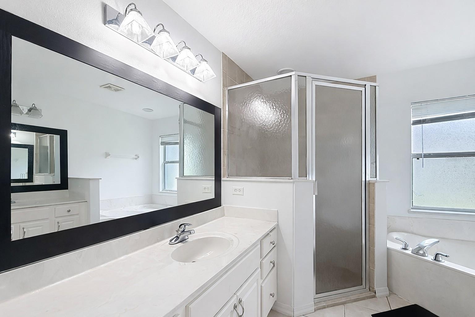 Image 37 of 52 For 4319 4th Circle