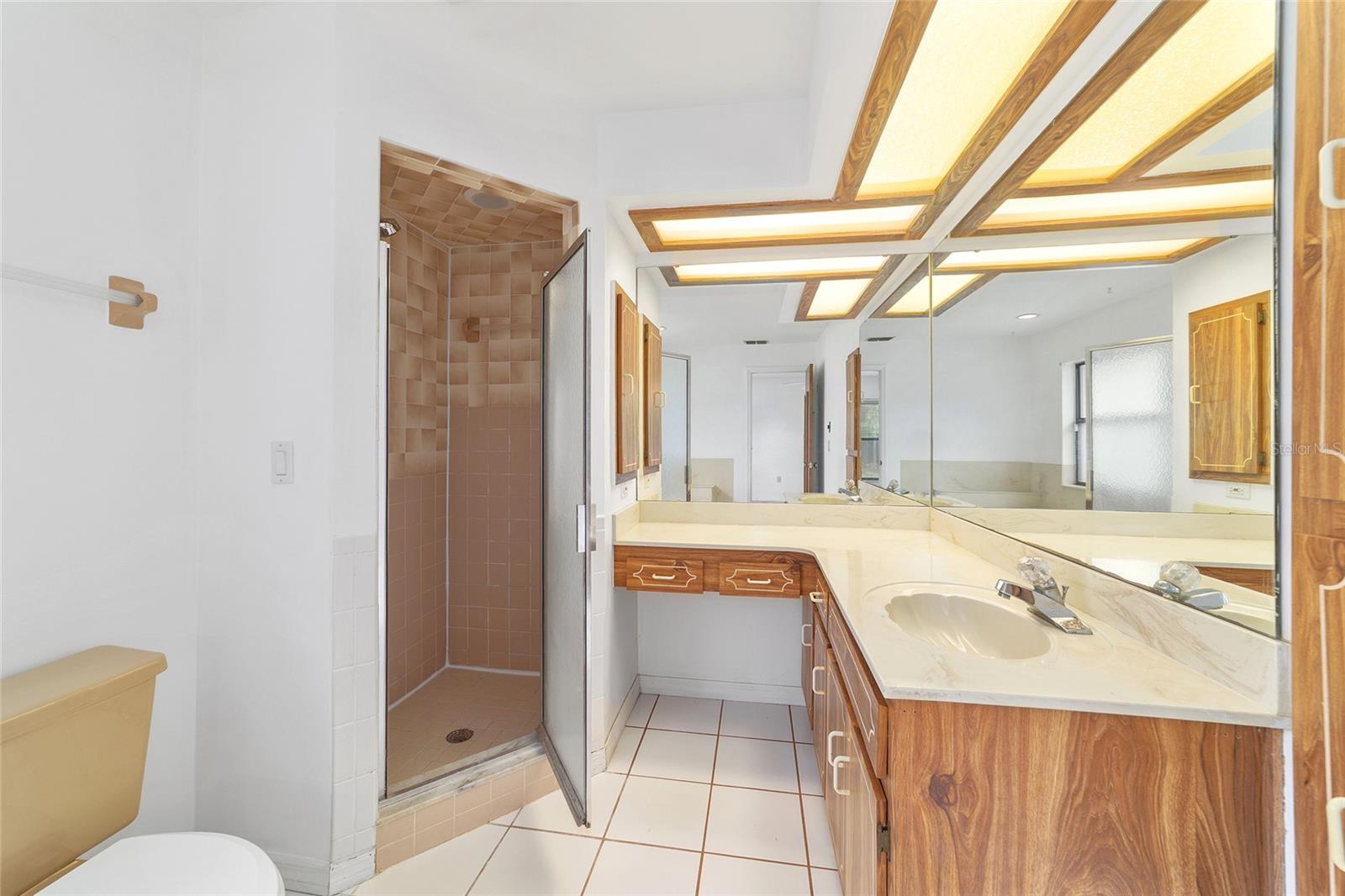 Image 34 of 63 For 1140 20th Avenue