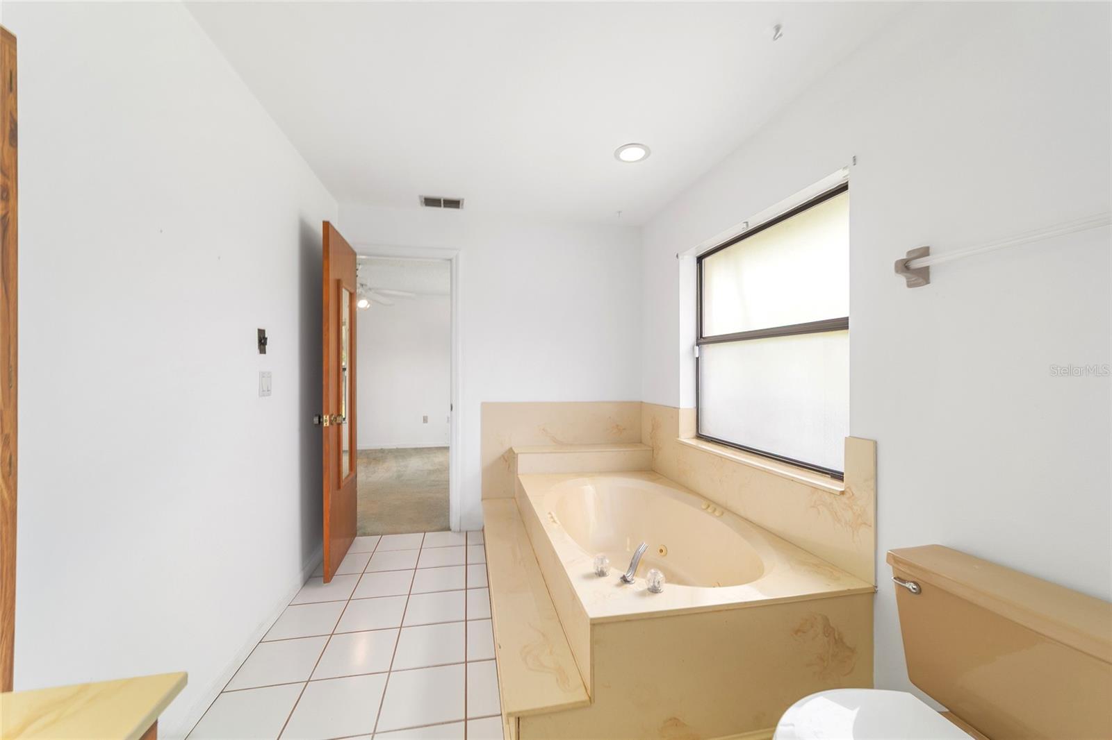 Image 35 of 63 For 1140 20th Avenue