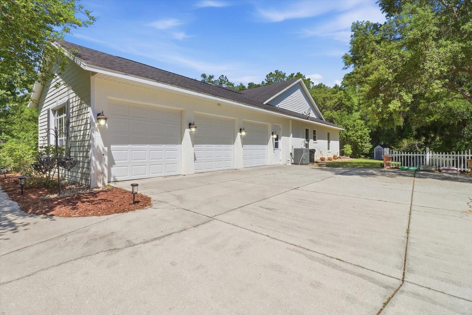 Image 5 of 44 For 2687 Antioch Lane