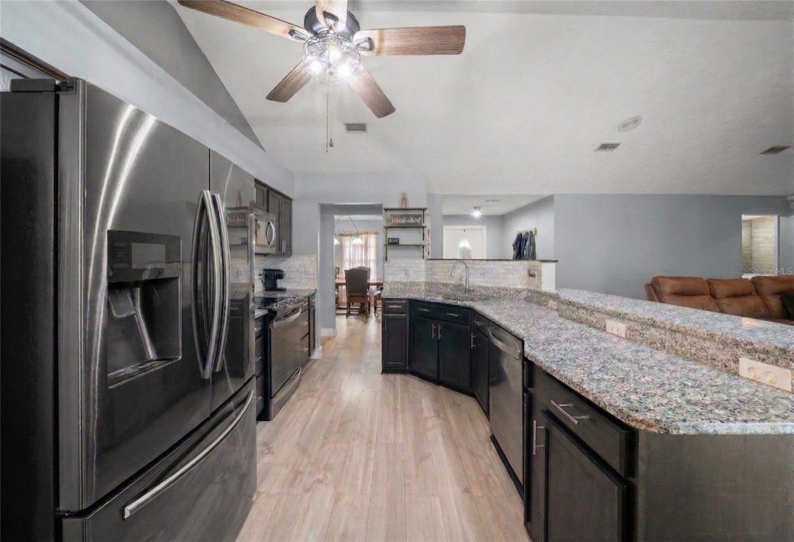 Image 11 of 24 For 14569 96th Court