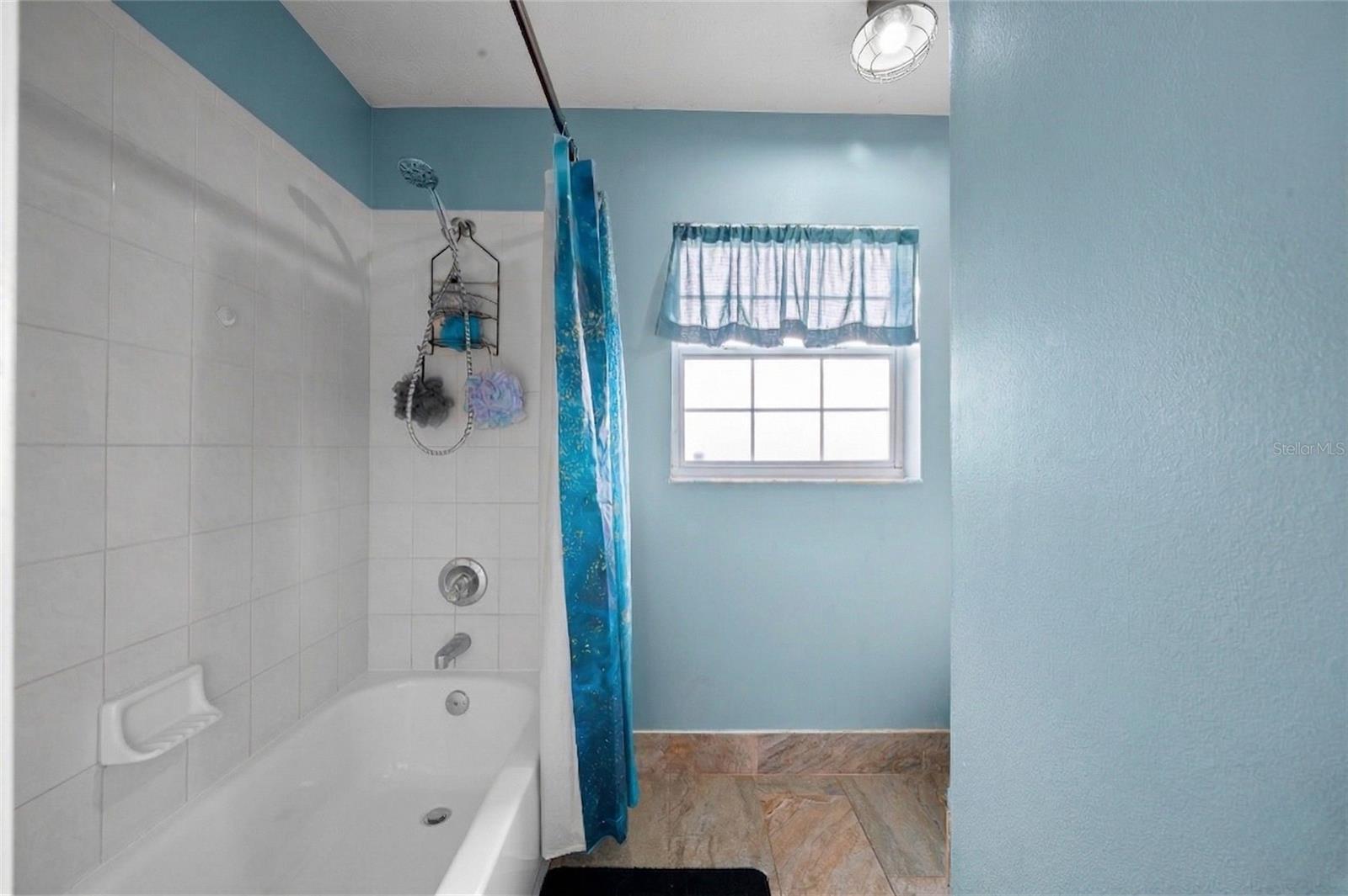 Image 18 of 24 For 14569 96th Court