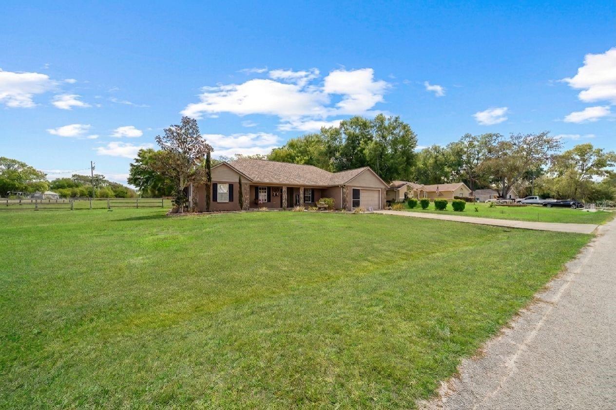 Image 2 of 24 For 14569 96th Court