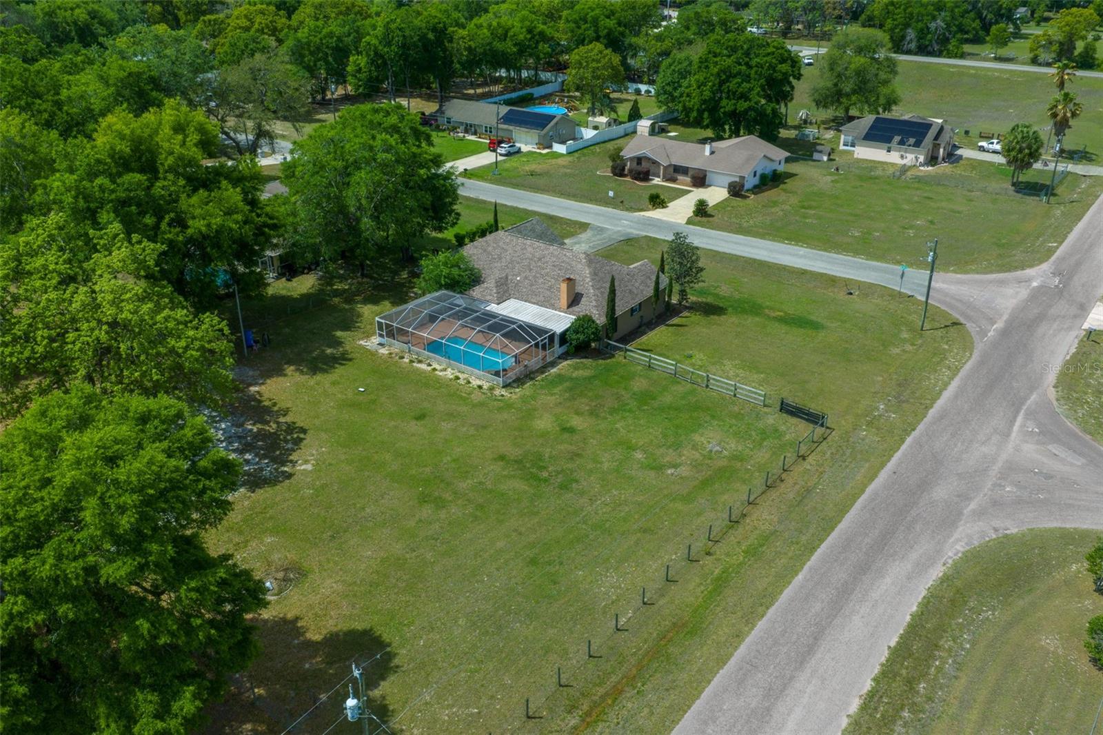 Image 4 of 24 For 14569 96th Court